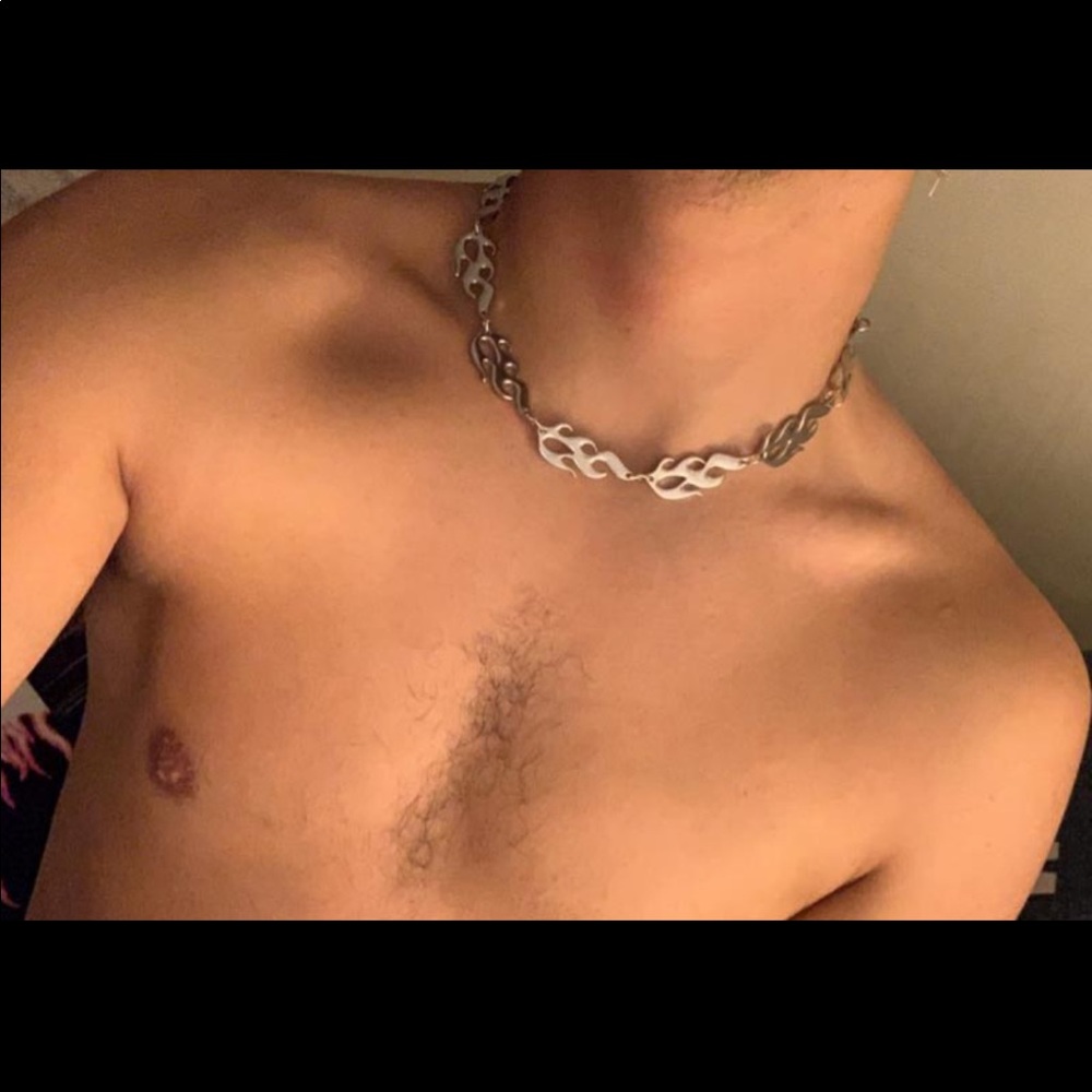 Fire Flame Hot Silver Necklace & Bracelet - Picture 8 of 8